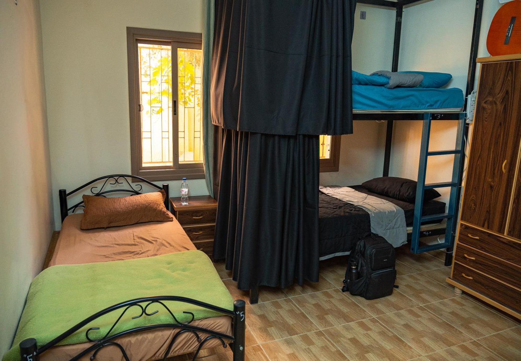 Extra Traveller Hostel Άκαμπα Εξωτερικό φωτογραφία